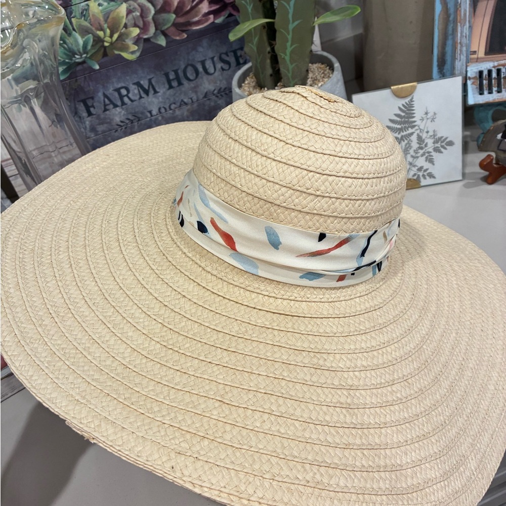 Target Cream Sun Hat with Patterned Band